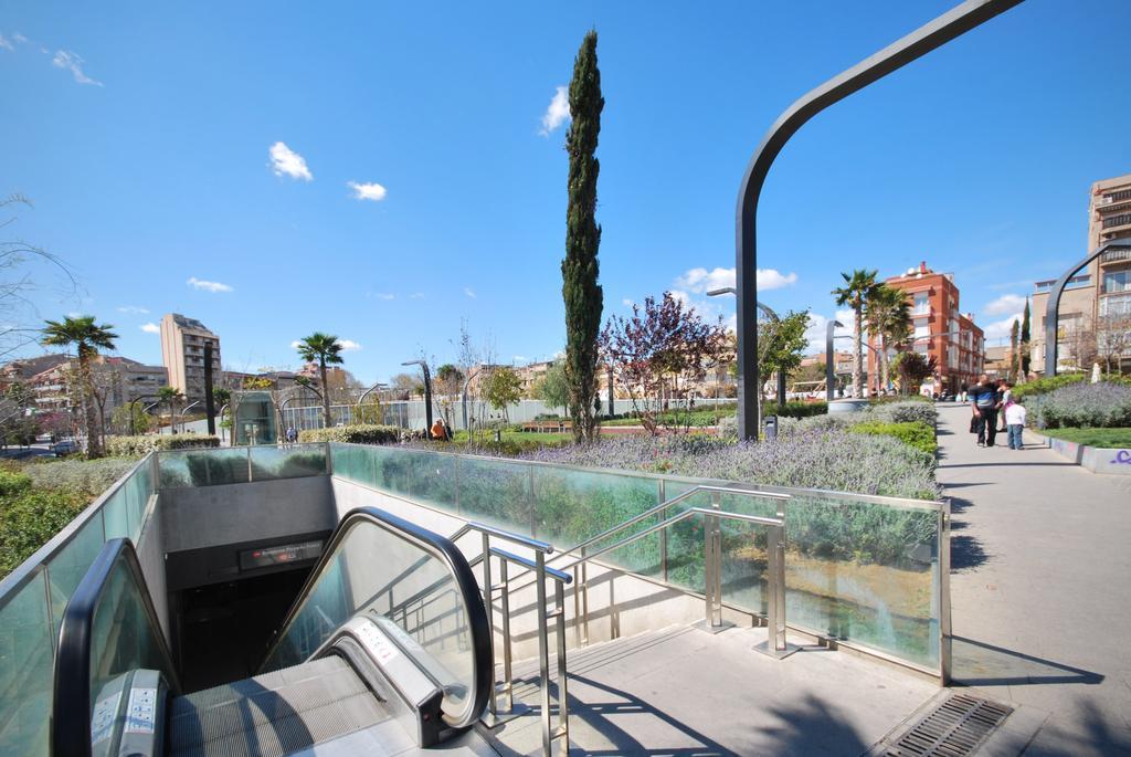 Hostal Badalona Exterior photo